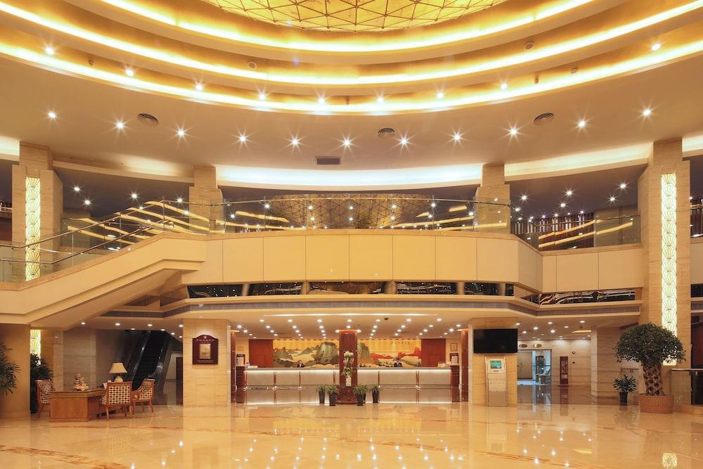Jin Jiang Pine City Hotel Shanghái Exterior foto