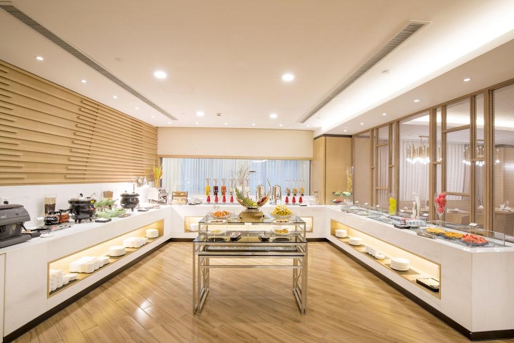 Jin Jiang Pine City Hotel Shanghái Exterior foto