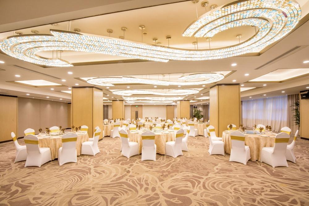Jin Jiang Pine City Hotel Shanghái Exterior foto
