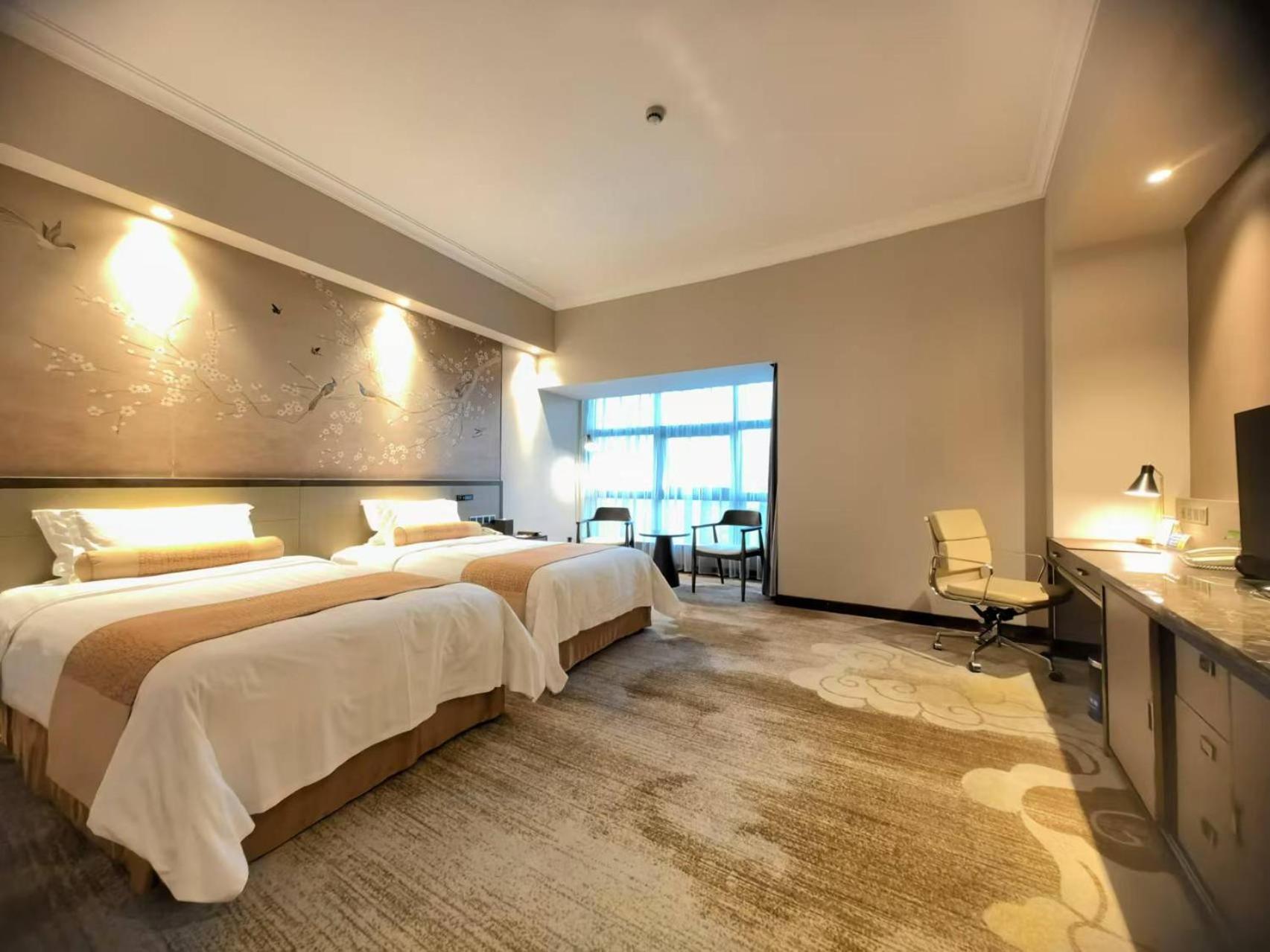 Jin Jiang Pine City Hotel Shanghái Exterior foto