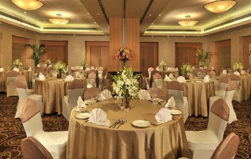 Jin Jiang Pine City Hotel Shanghái Exterior foto