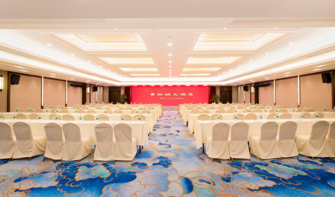 Jin Jiang Pine City Hotel Shanghái Exterior foto
